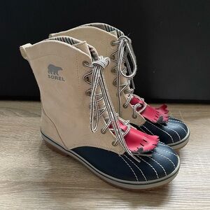 Sorel Tivoli Size 8.5 Cream Suede Blue Leather Waterproof Winter Boots
